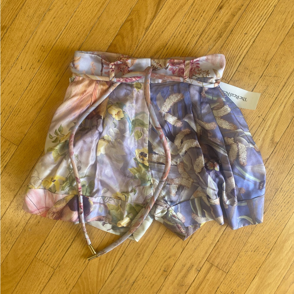 Zimmermann Shorts Sz 2 // US 6